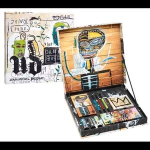 ISO BASQUIAT URBAN DECAY PR PACKAGE